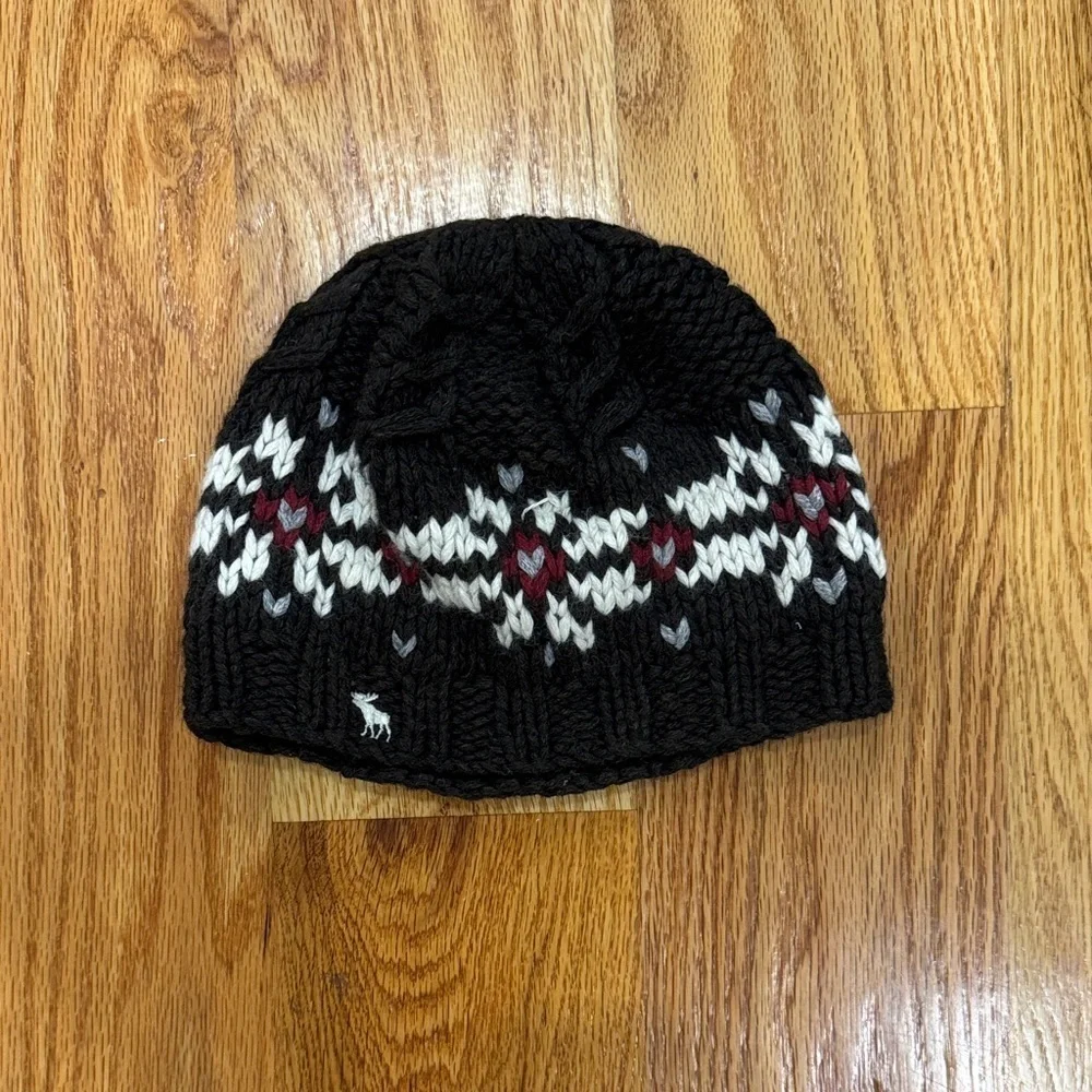 Vintage Abercrombie Kids Chocolate Brown Knit Beanie with Pattern